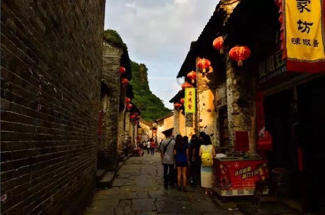 我和她相处十年，你根本不知道她有多让人讨厌。这话什么意思？